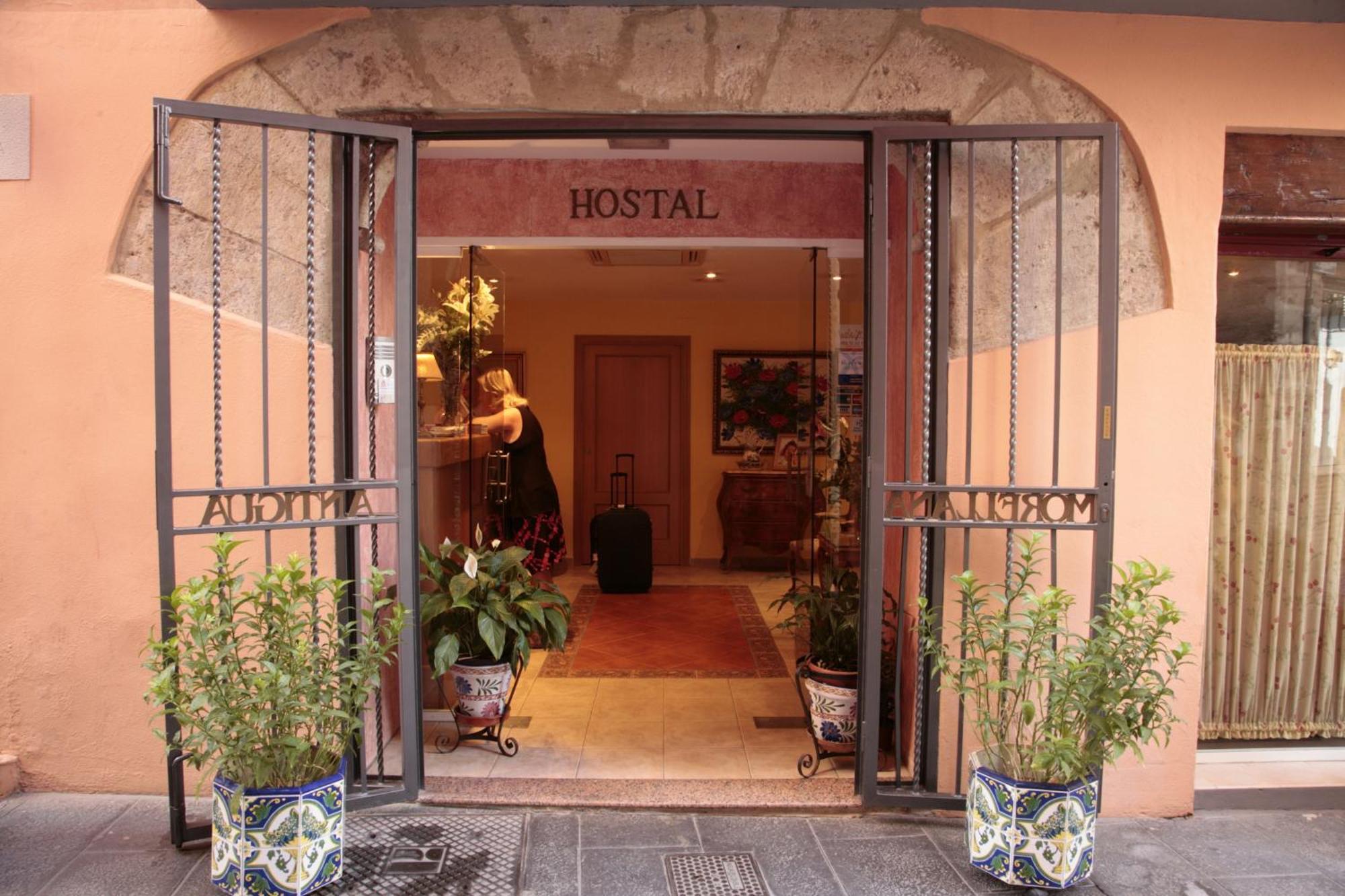Hostal Antigua Morellana — Photos 1